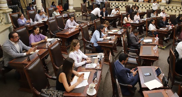 En Congreso plantean reconocer a hijos de parejas homoparentales