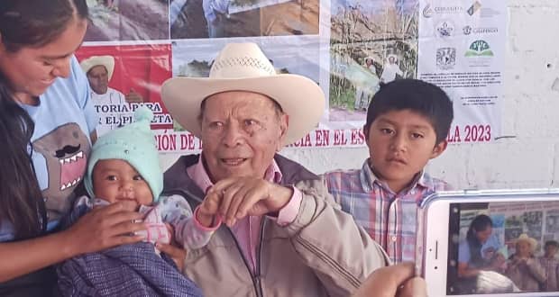 En Puebla, José Carmen García inicia proyecto de inducción de lluvia por inercia Foto:Especial