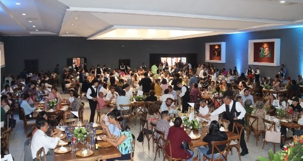 Arranca temporada de Chiles en Nogada en SPCH