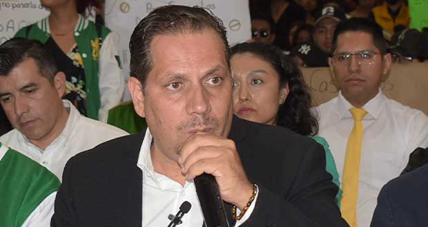 Carvajal se deslinda de apoyo directo a Huerta pese a estar en evento