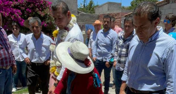 Alejandro Armenta dona cuarto colector pluvial, en San Miguel Espejo