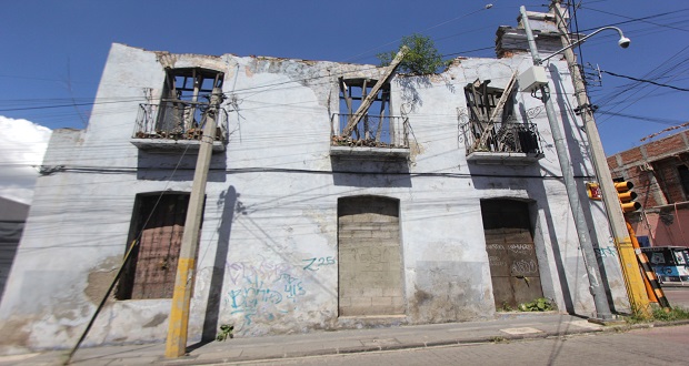 Comuna de Puebla multará a dueños de casonas y lotes que no den mantenimiento