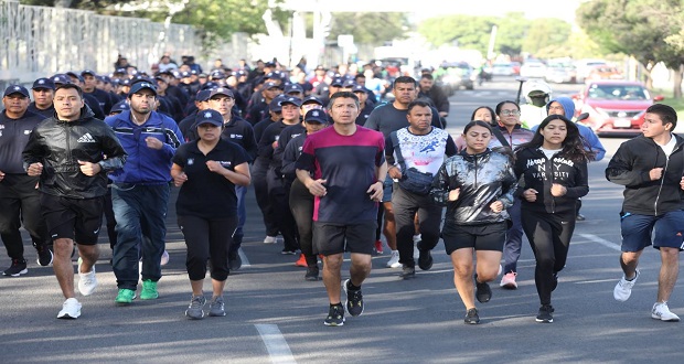 Ayuntamiento de Puebla realiza carrera con 116 cadetes de policía
