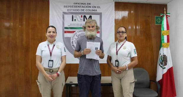 INM regulariza a náufrago australiano; estuvo 3 meses en altamar