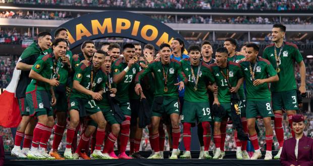 México vence a Panamá para coronarse campeón de la Copa Oro