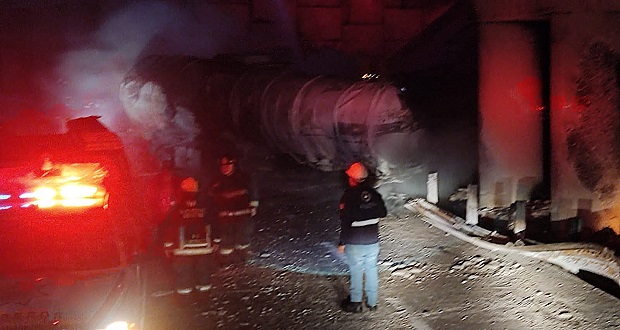 Explota pipa en periférico por Forjadores; muere chofer