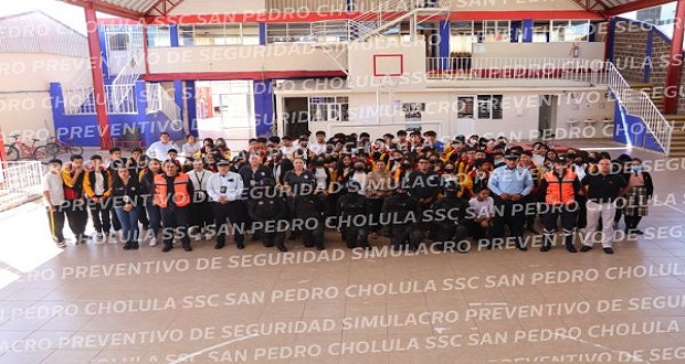 En escuela de Momoxpan, SSC realiza simulacro de seguridad