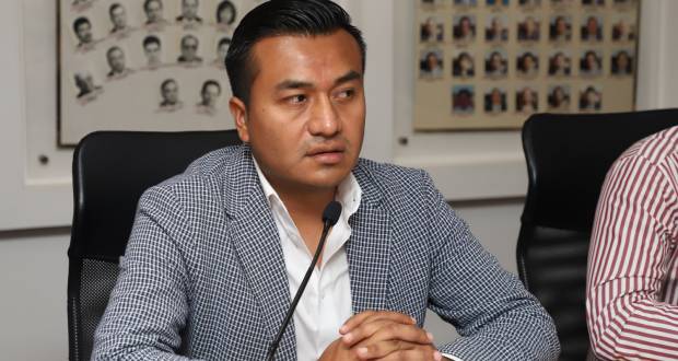Para Roberto Solís la "caballada" del Frente por Puebla esta "flaquita".