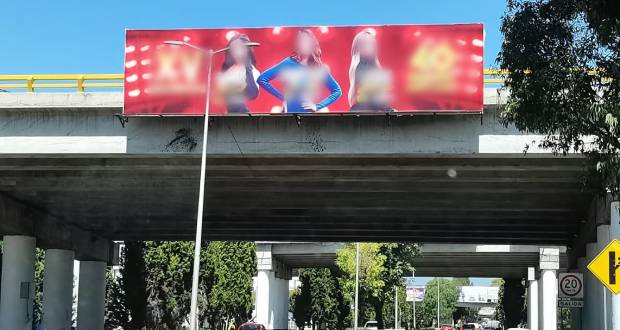 Smadsot retira imágenes publicitarias sexistas del mobiliario urbano