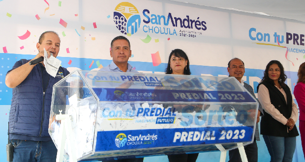 Encabeza Edmundo Tlatehui el sorteo predial 2023, entregó 20 premios