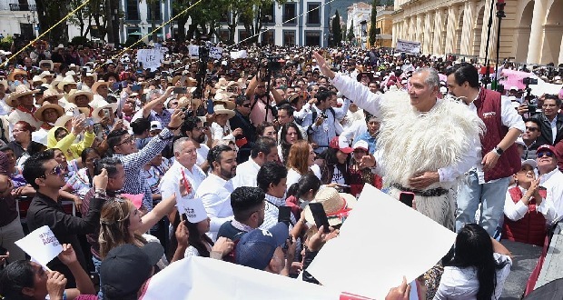 Adán Augusto asegura que nadie detendrá la distribución de libros