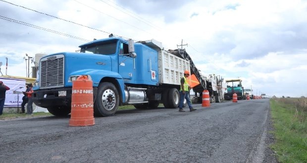 Gobierno va por reconstrucción de libramiento de Chignahuapan