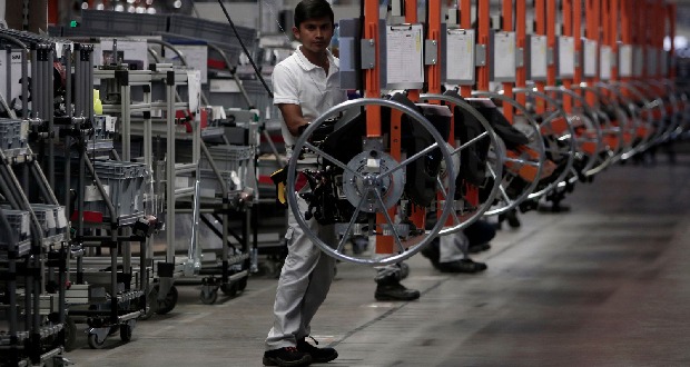 Gobierno capacitará especialistas para integrarse a laborar a planta Audi