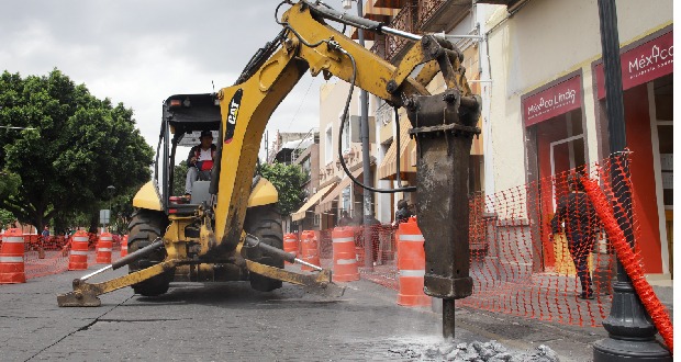 Inician reconstrucción de Eje Poniente en Izúcar con inversión de 103 mdp.