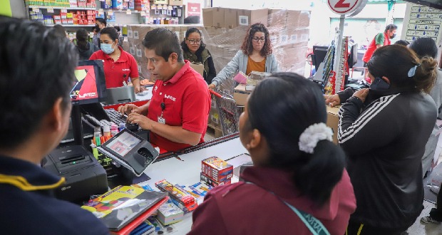 Entre 500 y 2,500 pesos gastan padres en útiles escolares