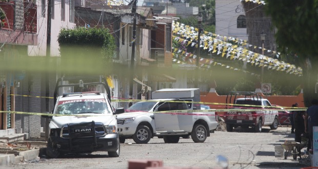 Un policía estatal muerto, dos heridos y cuatro detenidos por balacera en Xoxtla