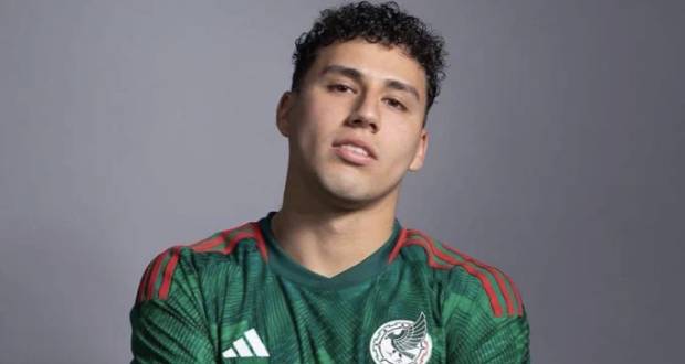 Los mexicanos se van del Ajax; Jorge Sánchez en la mira del Porto