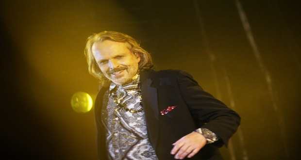 Tras ser asaltado en su casa, Miguel Bosé lanza comunicado