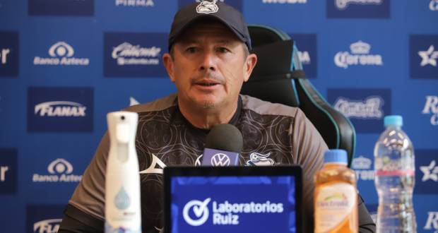 Ricardo Carbajal estará al frente del Puebla por una jornada más