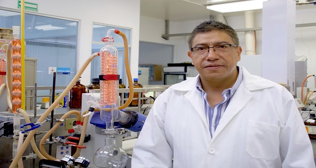 Docente BUAP sintetiza compuestos químicos de uso farmacéutico