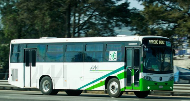 Líneas de autobuses en Hidalgo suspenden servicio tras presencia de gente armada