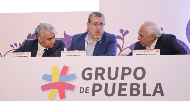 Bernardo Arevalo acusa intentona de Golpe de Estado en Grupo de Puebla