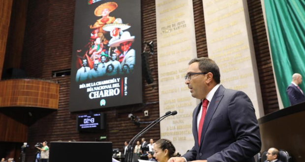 Dipitados federal refrendan "charreria mexican" 