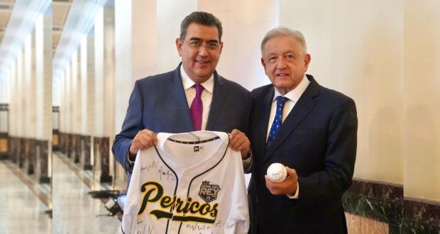 AMLO felicita a Pericos de Puebla por título en campeonato de la LMB