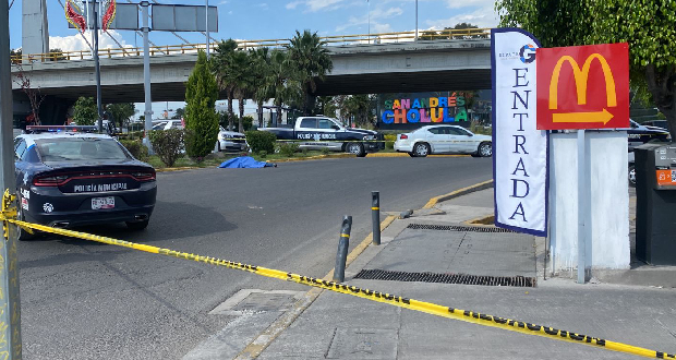 Un hombre fue asesinado a balazos en la Recta a Cholula