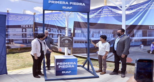 Cedillo arranca obra de ampliación de preparatoria en Texmelucan