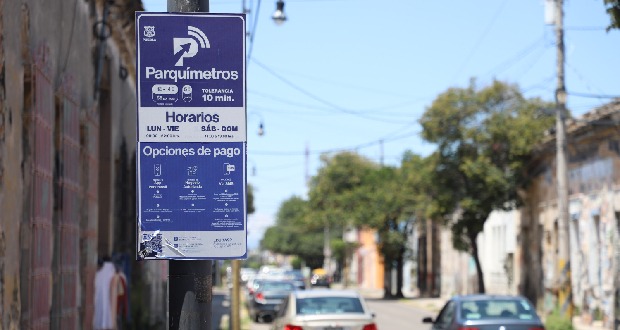 Ayuntamiento de Puebla debe suspender cobro de parquimetros: Chidiac