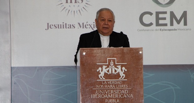 Sacerdotes son extorsionados en Puebla, acusa Víctor Sánchez