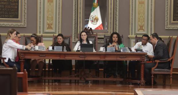 Presentan iniciativa contra la violencia institucional en Puebla