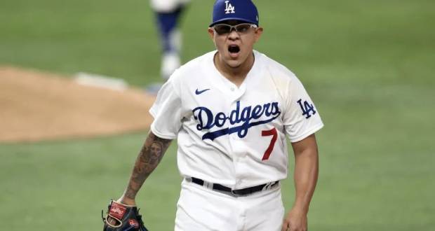 Arrestan al pelotero mexicano Julio Urías por violencia doméstica