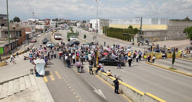 Por acuerdos, inconformes de San Andrés Cholula liberan la Puebla-Atlixco