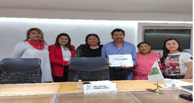 Integrantes de la Comisión de Migración reconocen a paisanos poblanos