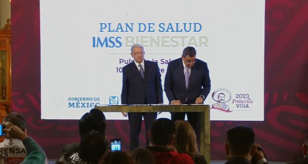 Céspedes firma convenio con AMLO para transición de IMSS-Bienestar en Puebla