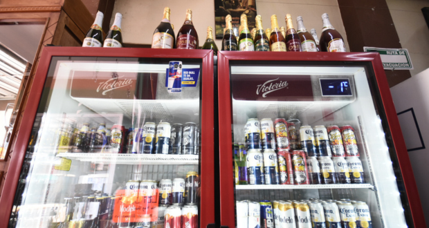 En un año, 219 licencias para venta de bebidas alcohólicas; Comuna recibe 9 mdp