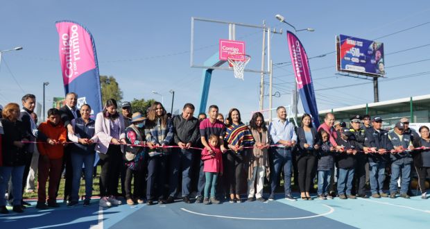 Rivera entrega parque “La Popular Coatepec” con 3 mdp