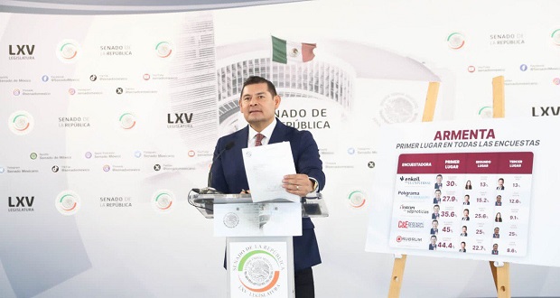 Armenta solicita licencia para participar en proceso de Morena en Puebla