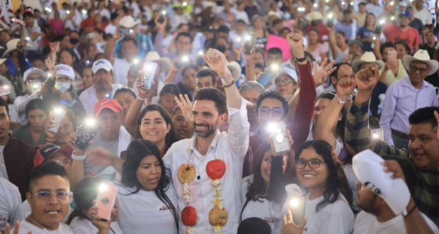 Jóvenes deben participar en reconstrucción del tejido social: Abdala