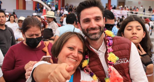 Abdala sostiene asambleas informativas con partidarios y seguidores