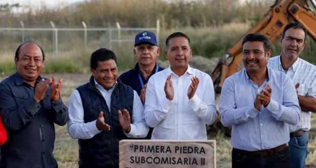 Alcalde de San Andrés Cholula coloca primera piedra de la Subcomisaría II