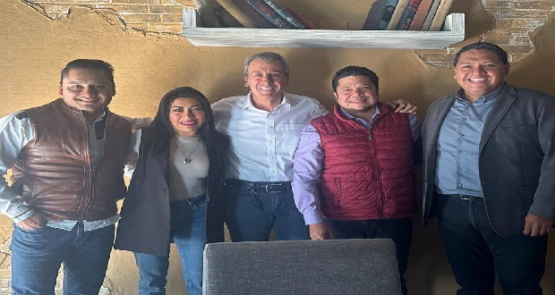 Aspirantes de la 4T a la alcaldía de Puebla se reúnen a una semana de registro