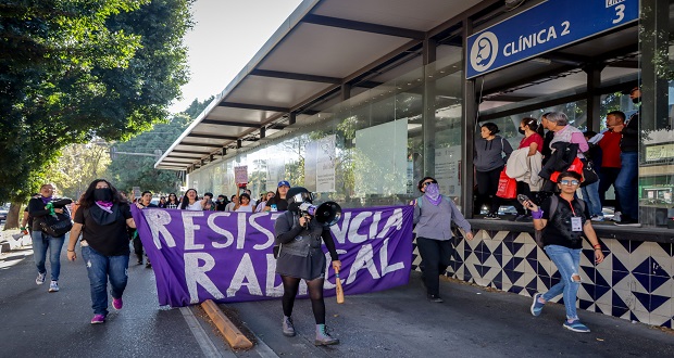En Puebla, no más violencia y feminicidios, exigen en marcha del 25N