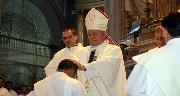 Van 4 casos de pederastia por curas en Puebla; sólo han castigado 2. Foto: Esimagen.