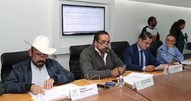 Comisión del Congreso avala iniciativa para asegurar empleo digno a jóvenes