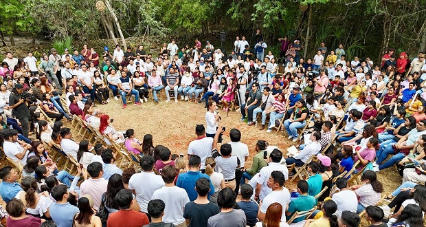 Jóvenes tienen en sus manos el presente y futuro del país: Sheinbaum. Foto: Especia.