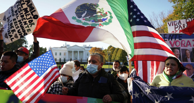 Por elecciones en EU, AMLO da 5 consejos a migrantes mexicanos