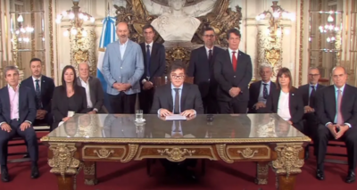 Milei insta a congreso argentino, aprobar privatización de hidrocarburos. Foto: AFP